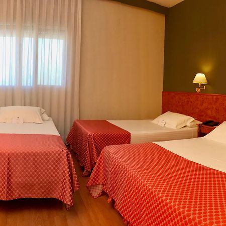 Ap Hotel Madrid Airport Ngoại thất bức ảnh