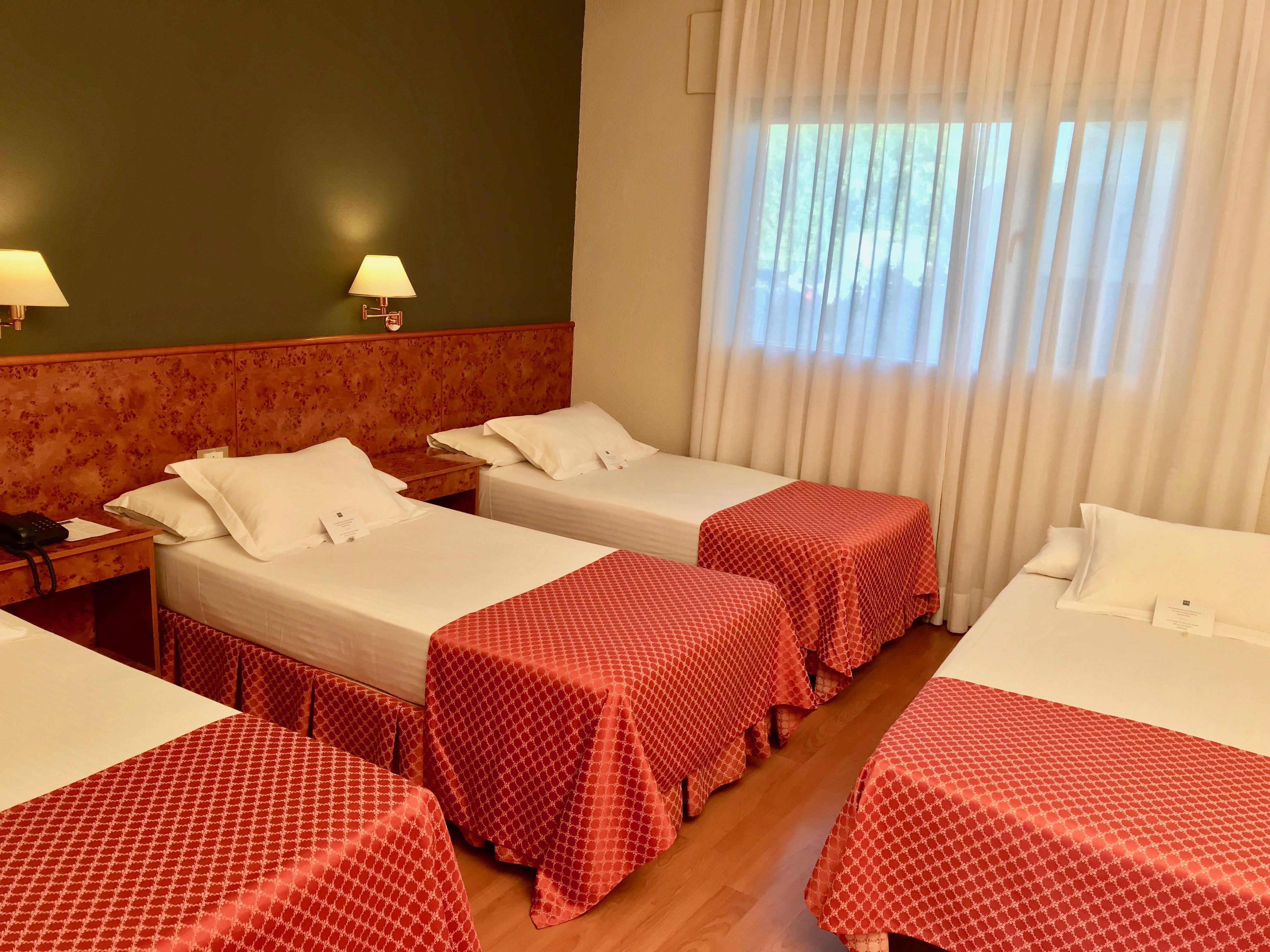 Ap Hotel Madrid Airport Ngoại thất bức ảnh