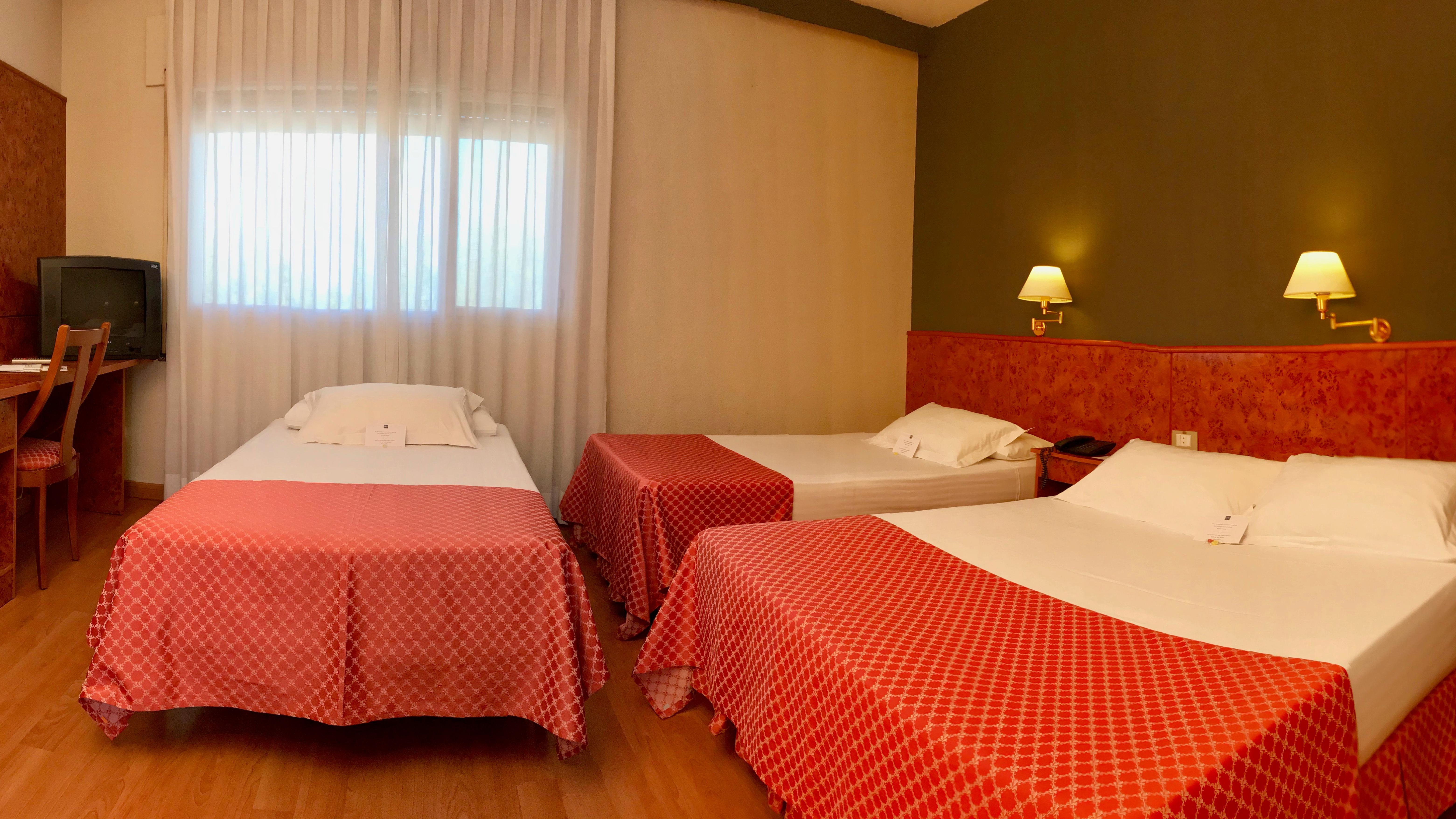 Ap Hotel Madrid Airport Ngoại thất bức ảnh