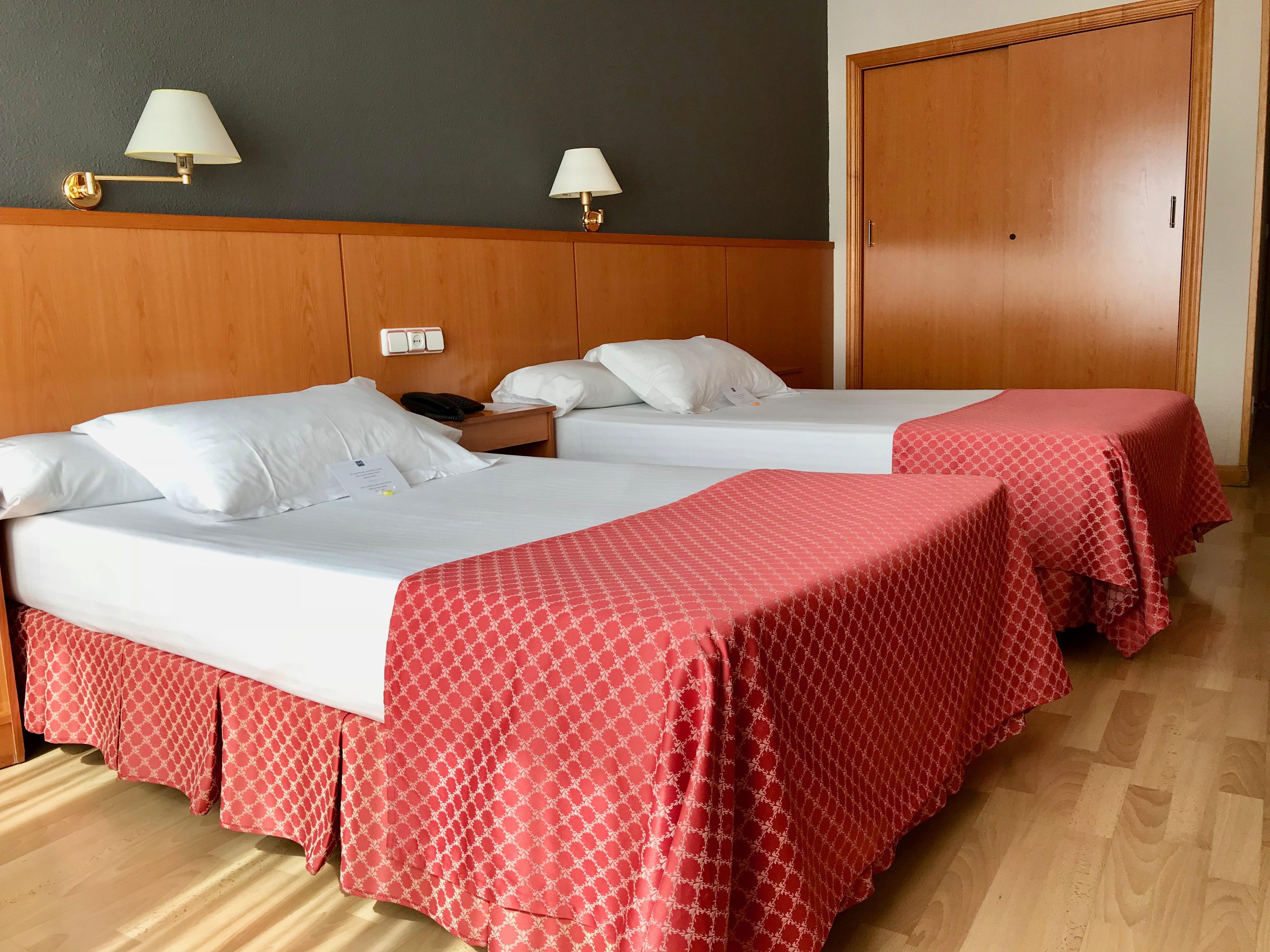 Ap Hotel Madrid Airport Ngoại thất bức ảnh
