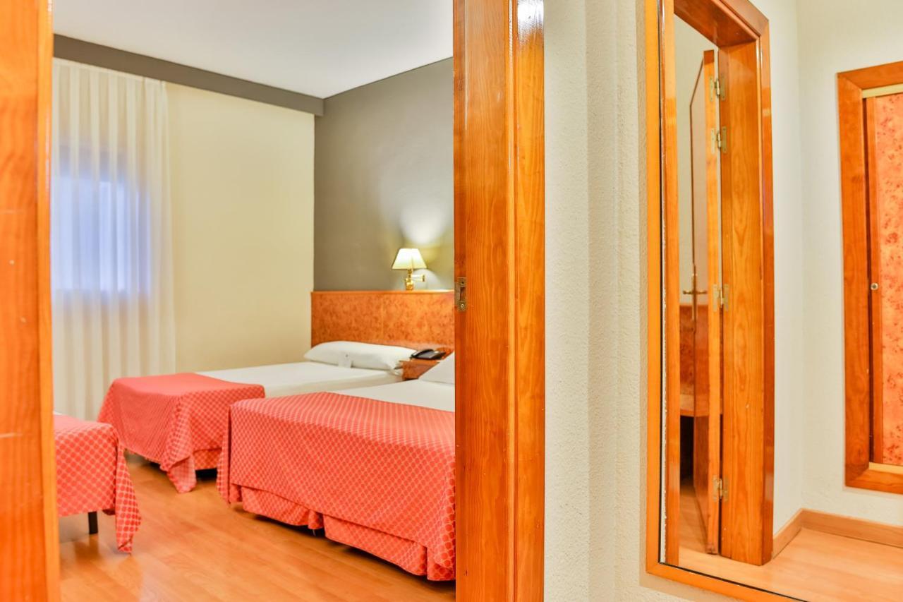 Ap Hotel Madrid Airport Ngoại thất bức ảnh
