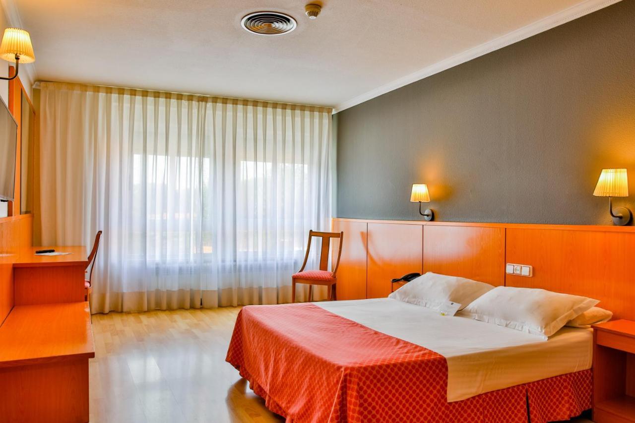 Ap Hotel Madrid Airport Ngoại thất bức ảnh