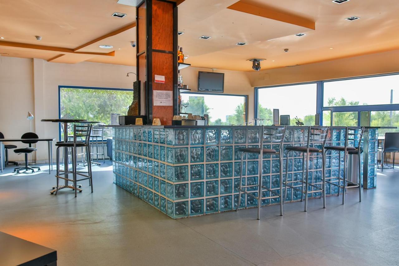Ap Hotel Madrid Airport Ngoại thất bức ảnh