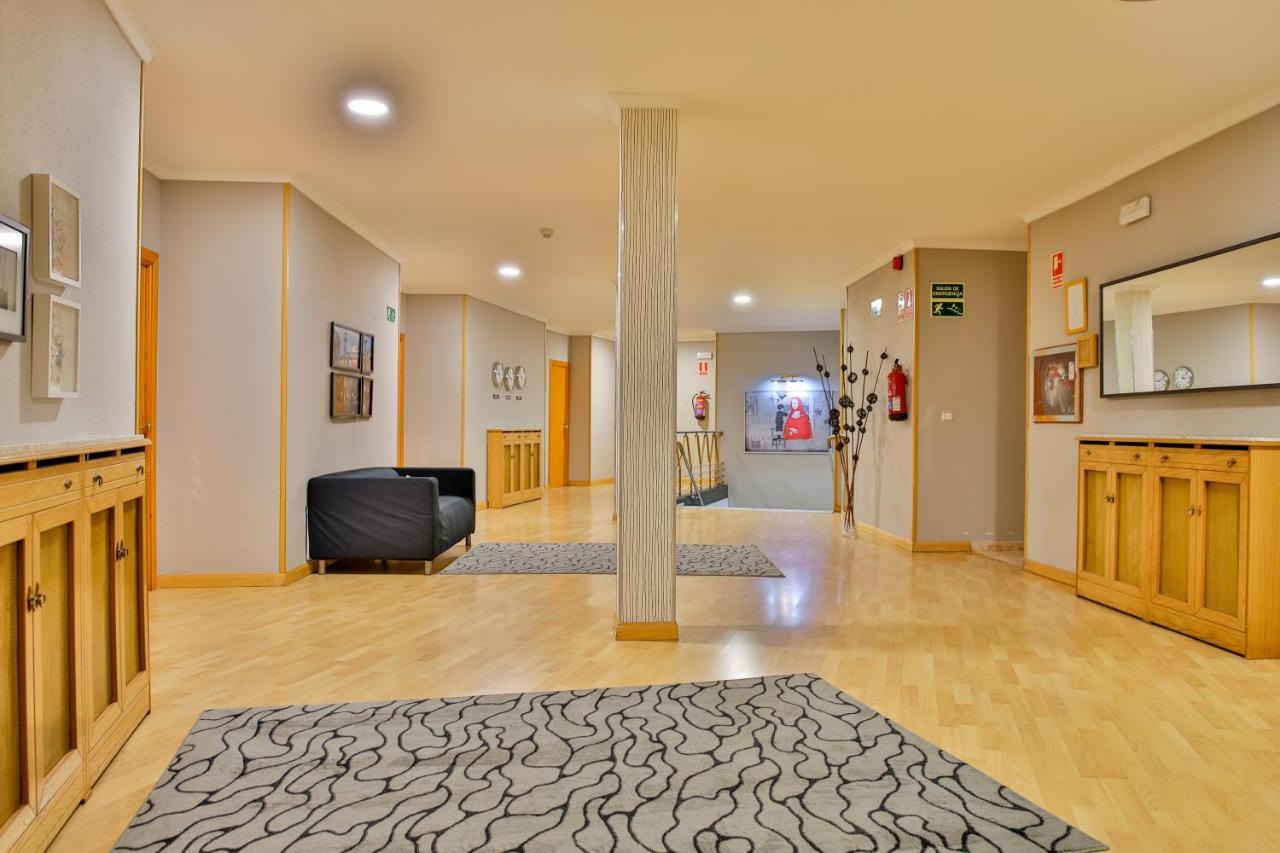 Ap Hotel Madrid Airport Ngoại thất bức ảnh