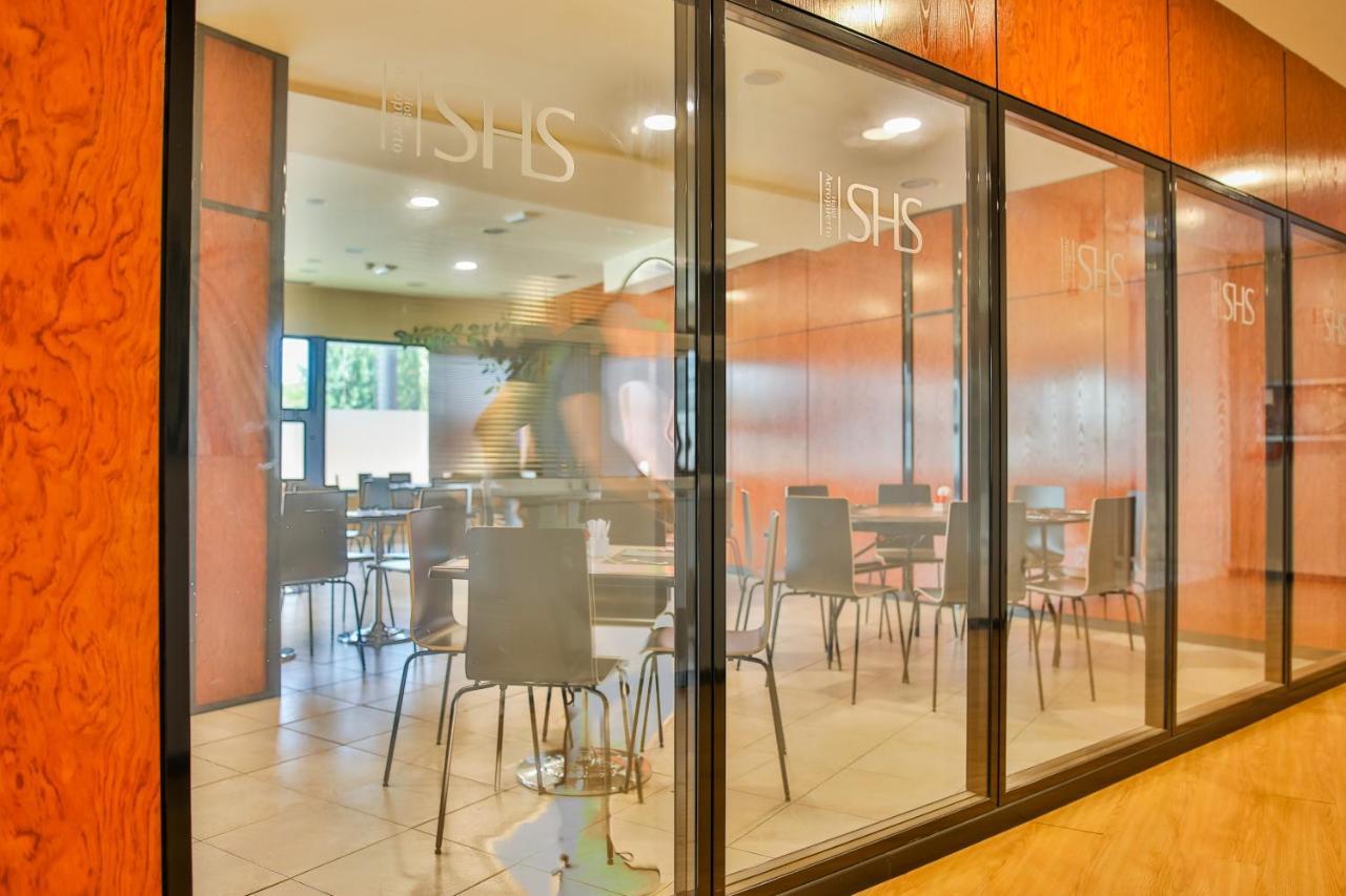 Ap Hotel Madrid Airport Ngoại thất bức ảnh